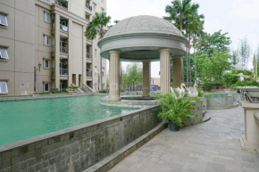 Restful and Cozy Studio Grand Palace Kemayoran Apartment By Travelio